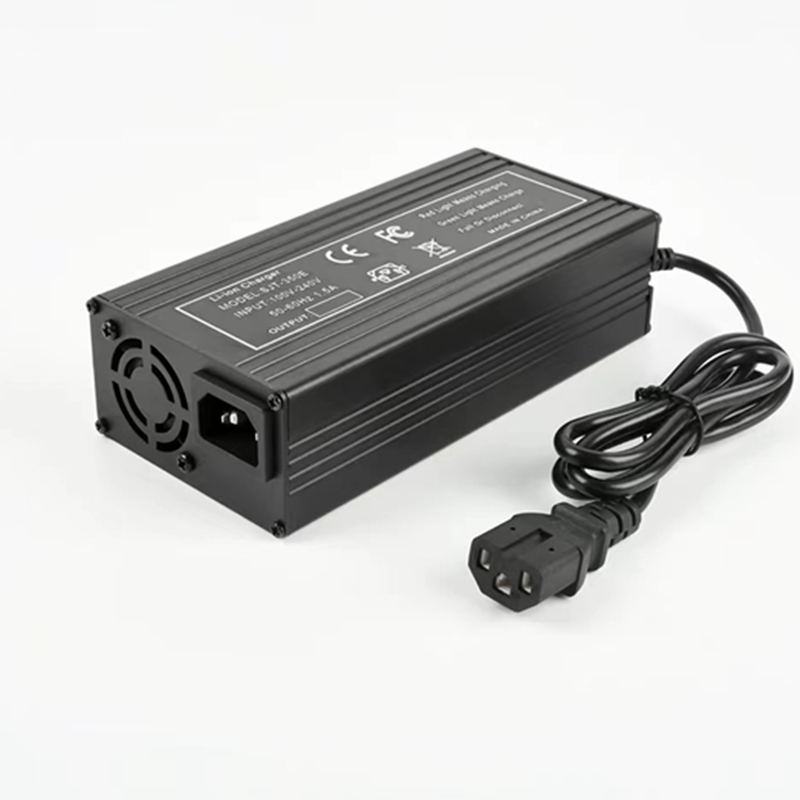 Szybka ładowarka 60 V Ładowark – 84V 20A Smart Charger recenzja i cena